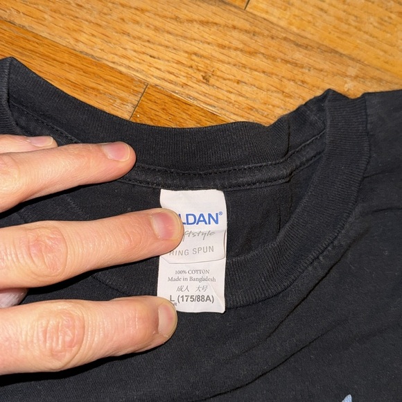 2018 BTS Love Yourself World Tour Shirt T-Shirt Gildan LRG Black - Picture 2 of 3